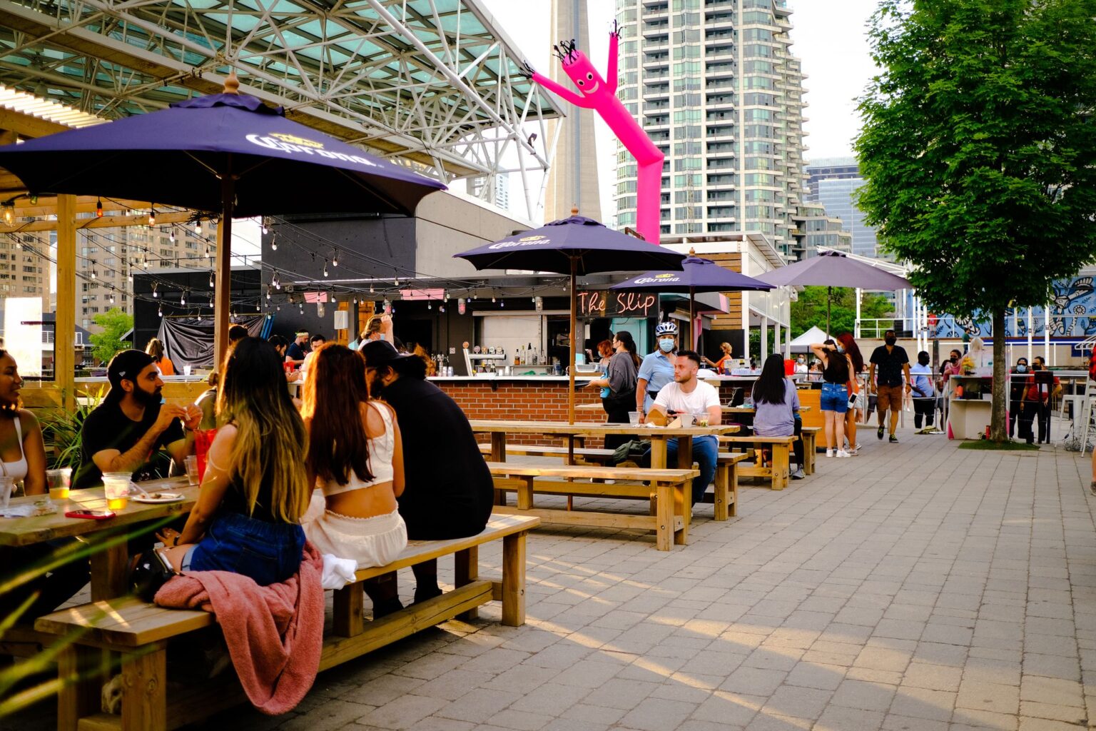 Bobby Bermuda's Toronto catering partner venue for Fat Rice